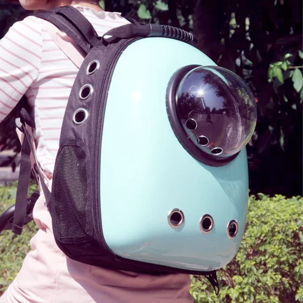 Pet Hardshell Traveling Backpack - Zoomies