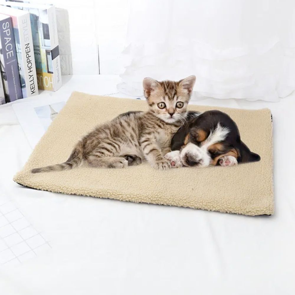 Self Warming Fleece Pet Mat - Zoomies