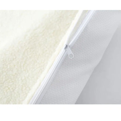 Self Warming Fleece Pet Mat - Zoomies